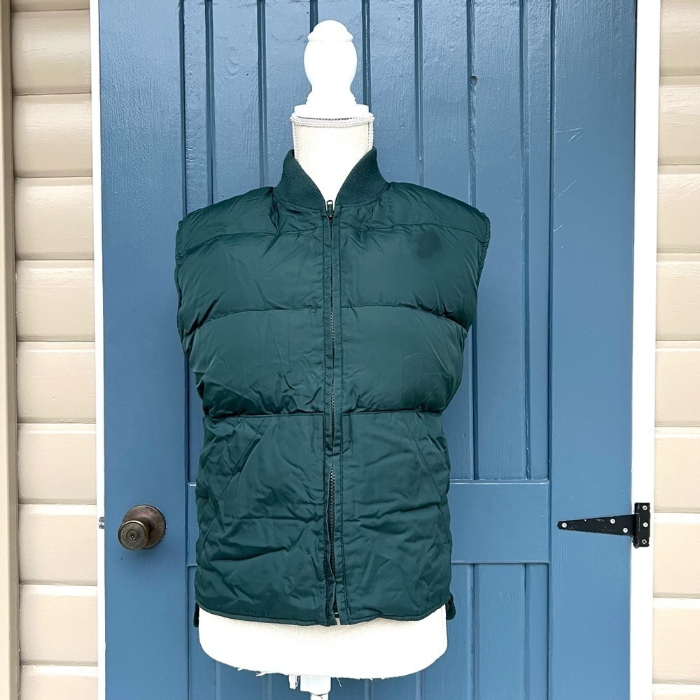 Vintage Eddie Bauer Goose
Down Puffer Vest Men’s Size Small